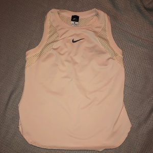 Nike workout tank top